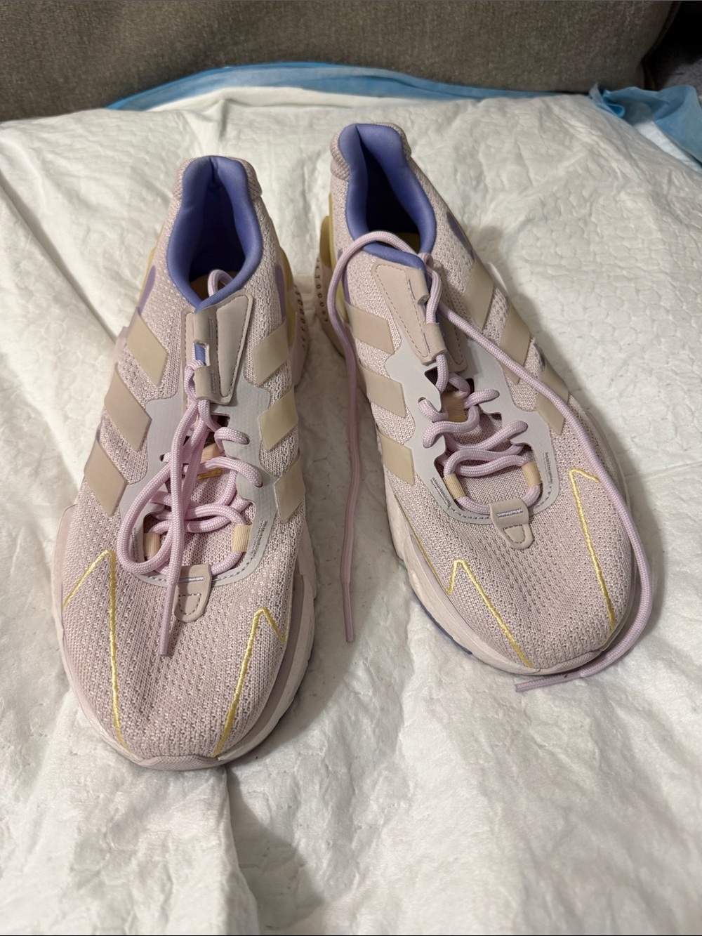 Adidas adiwear boost sneakers